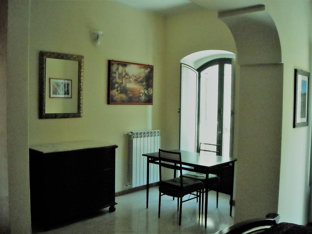 Casa Vacanze, In Centro Citta Caltanissetta Exterior foto