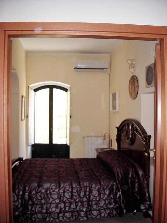 Casa Vacanze, In Centro Citta Caltanissetta Exterior foto
