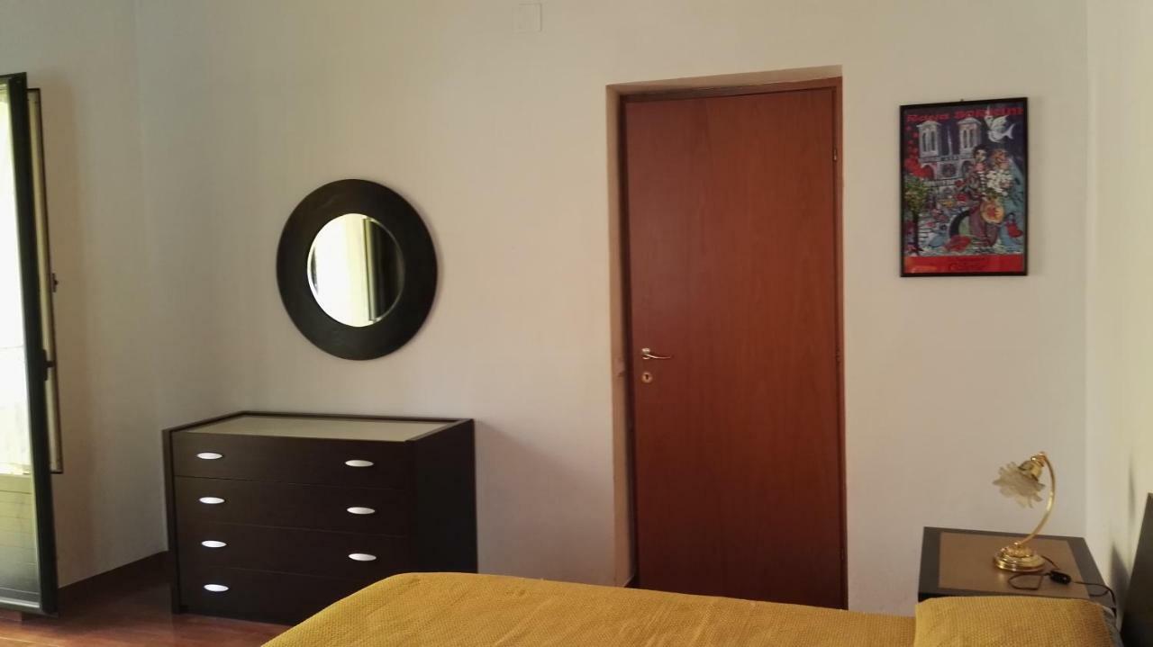 Casa Vacanze, In Centro Citta Caltanissetta Exterior foto